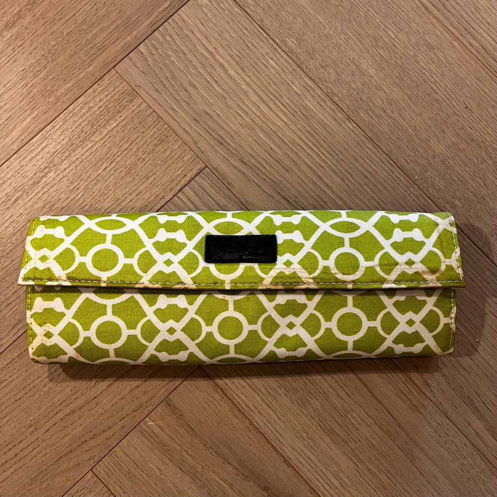 BNWT STYLING TOOL BAG AND HEAT MAT